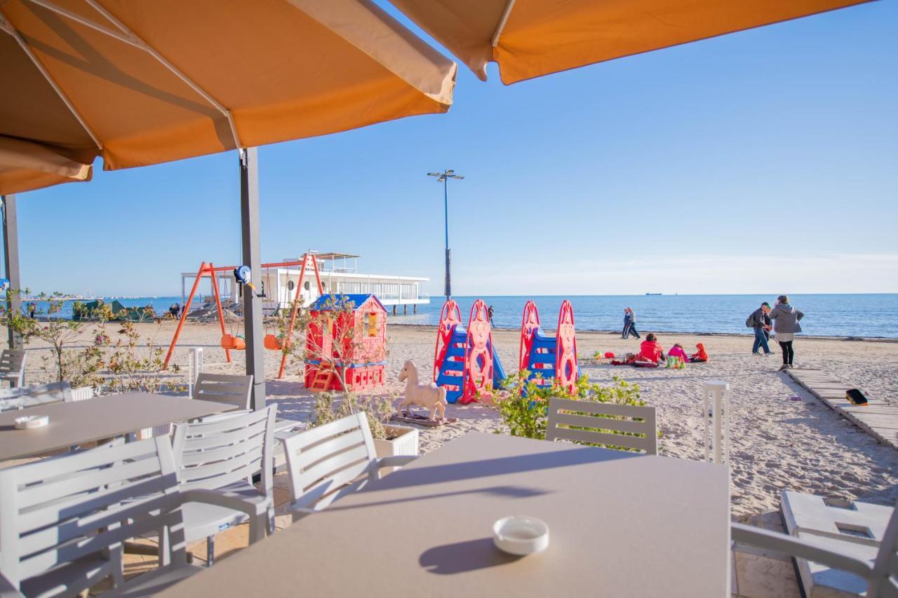 Zanzi 4* Дуррес