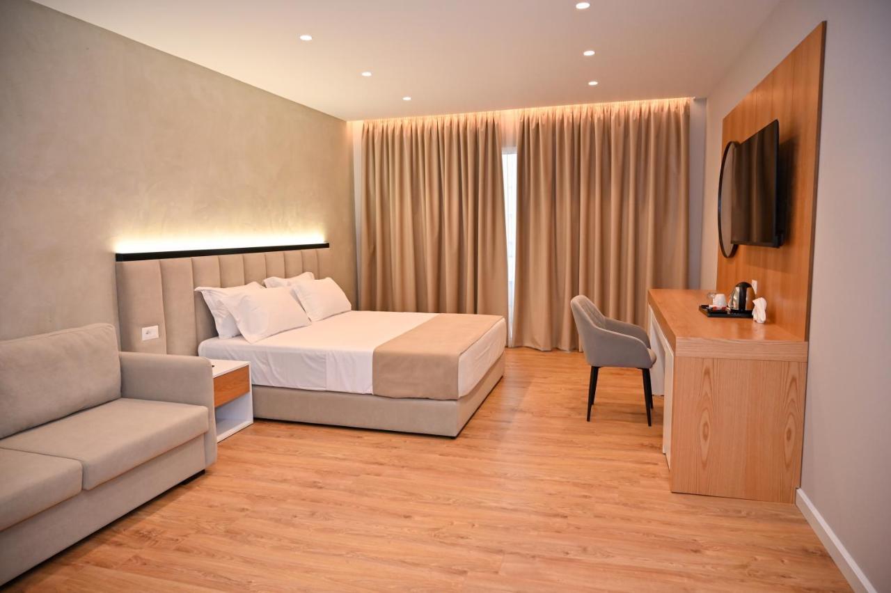 Hotel Zanzi Durres