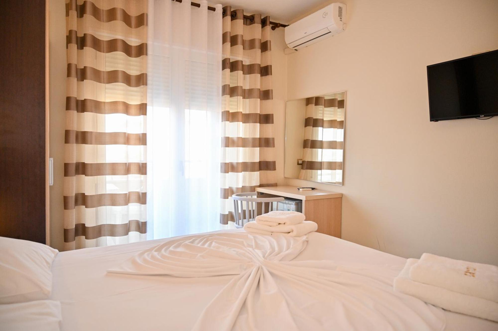 Zanzi Hotel Durres