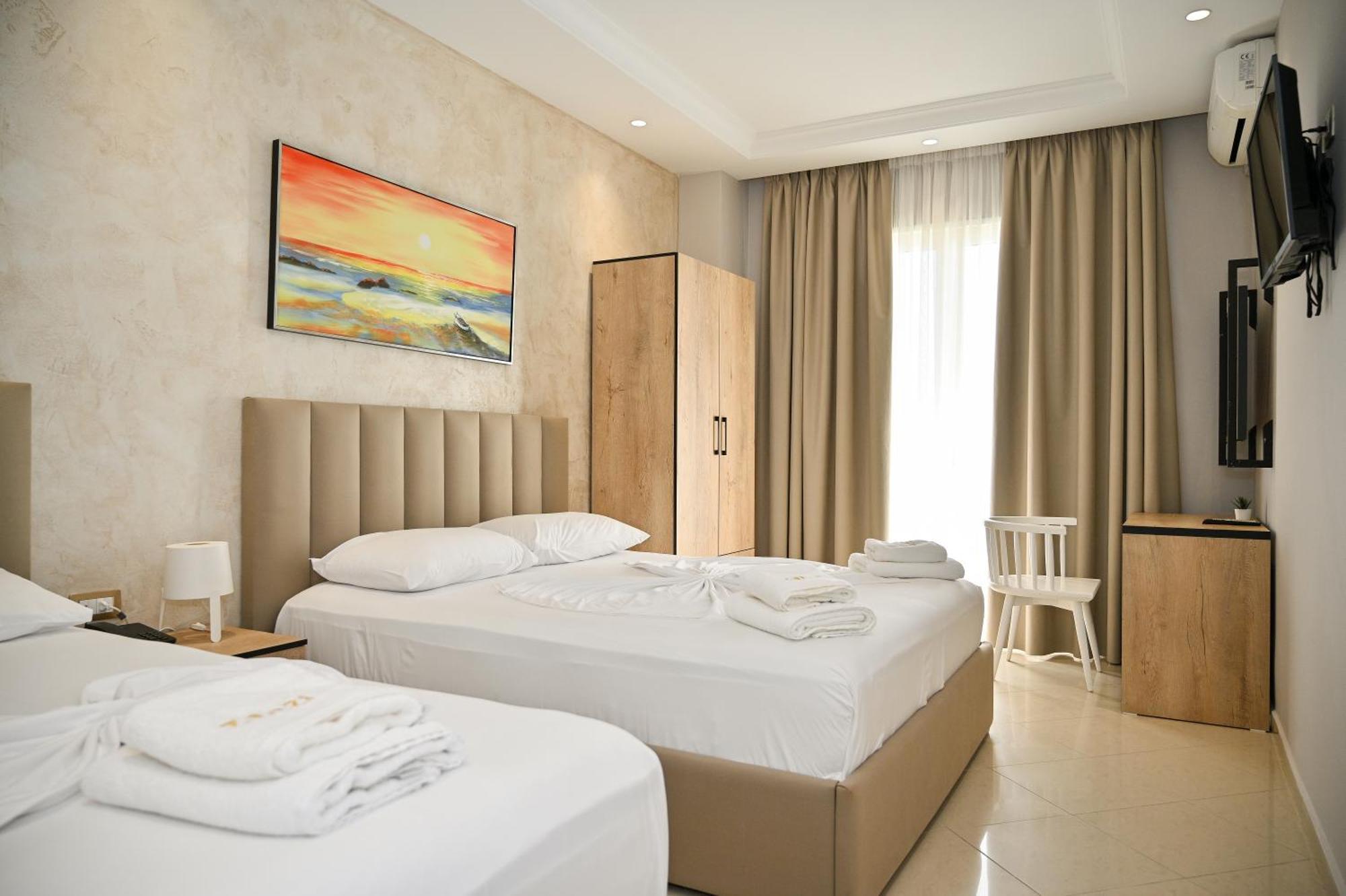 Zanzi Hotel 4*